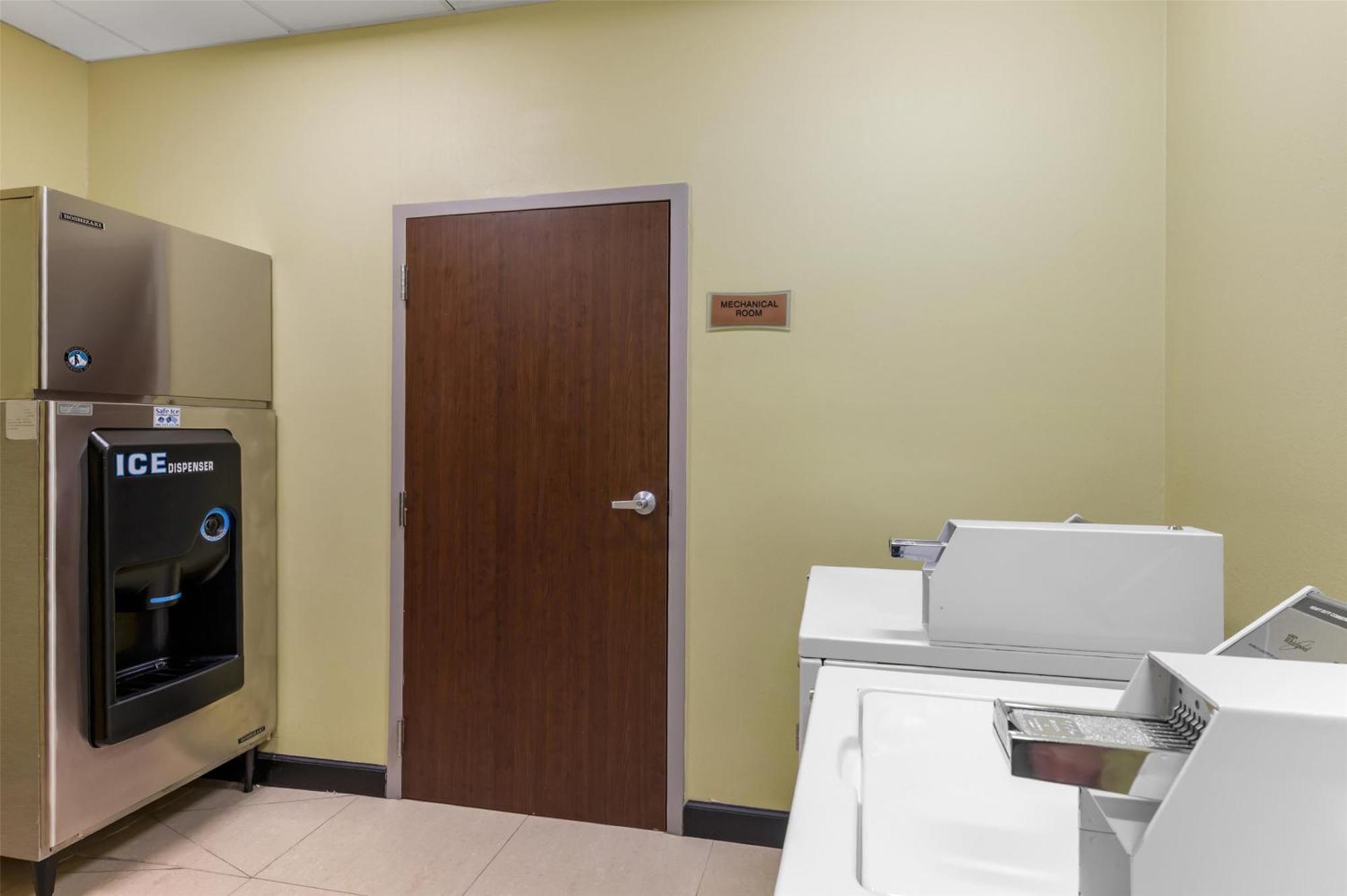 Best Western Plus Jfk Inn & Suites Норт-Литл-Рок Экстерьер фото