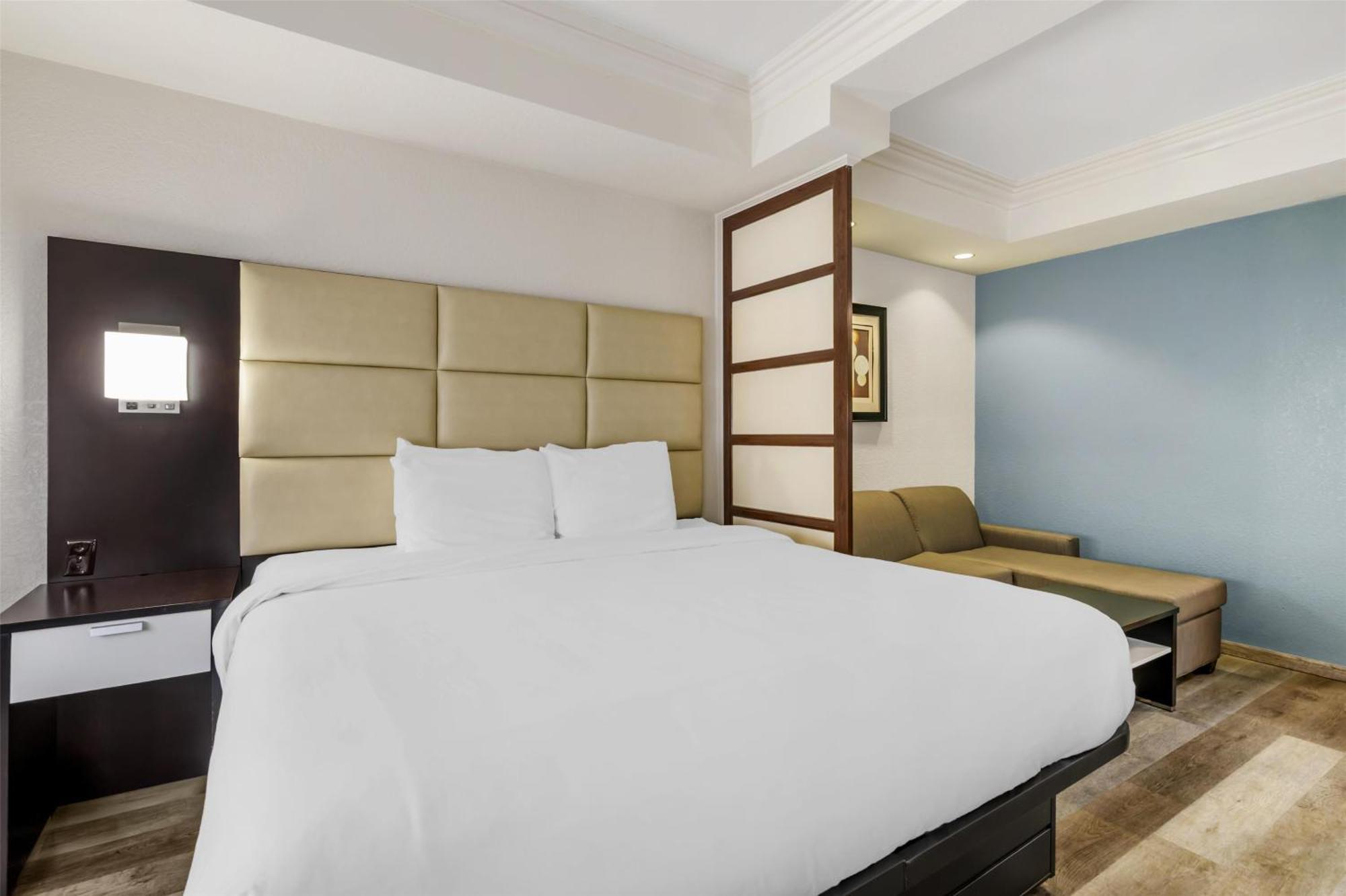 Best Western Plus Jfk Inn & Suites Норт-Литл-Рок Экстерьер фото