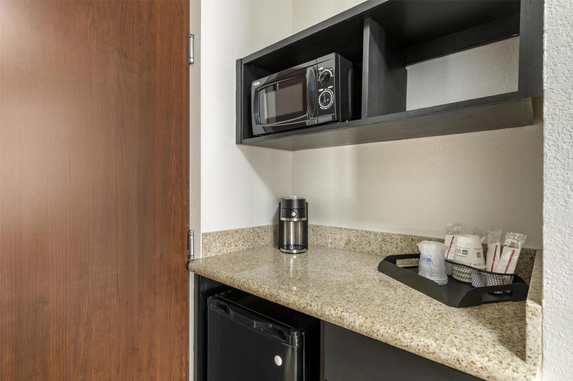 Best Western Plus Jfk Inn & Suites Норт-Литл-Рок Экстерьер фото