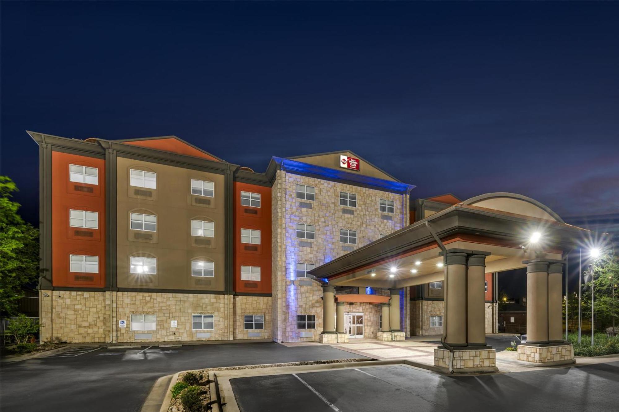 Best Western Plus Jfk Inn & Suites Норт-Литл-Рок Экстерьер фото